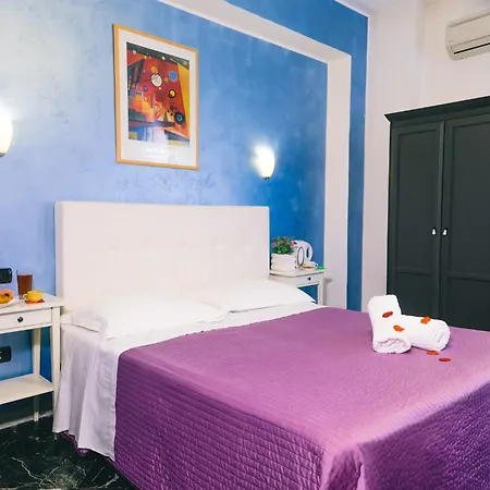 Diana Accommodations Гостевой дом 3*
